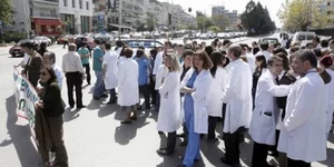 Στάση εργασίας 11 – 14 από τους νοσοκομειακούς γιατρούς