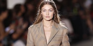 Η Tζίτζι Χαντίντ στο Μιλάνο