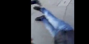 Ο διαδηλωτής που δέχθηκε την σφαίρα μένει αναίσθητος -Φωτογραφία: twitter