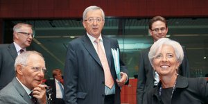 Γιούνκερ: Δεν έχει τεθεί θέμα εξόδου της Ελλάδας από την Ευρωζώνη