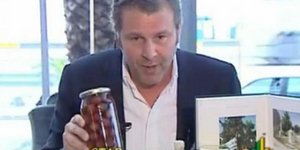 Ο Γκλέτσος θα μοιράσει δωρεάν ελιές στο Κερατσίνι [βίντεο]