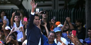 Ο πρόεδρος της Εθνοσυνέλευσης της Βενεζουέλας Χουάν Γκουαιδό- φωτογραφία AP