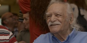 Η πρώτη φωτογραφία του Μανώλη Γλέζου στο Ευρωκοινοβούλιο -Εφτασε μετά από πέντε