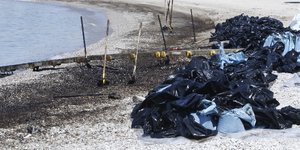 Αυτή είναι η κατάσταση στην παραλία Γλυφάδας / Φωτογραφία: (EUROKINISSI/ΓΙΩΡΓΟΣ ΚΟΝΤΑΡΙΝΗΣ)
