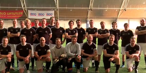 Η «άπαιχτη» ομάδα που παίζει με 22 ποδοσφαιριστές και 2 τερματοφύλακες [βίντεο]