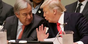 Αντόνιο Γκουτέρες & Ντόναλντ Τραμπ (Φωτογραφία: AP Photo/Seth Wenig)