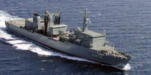 Επικελευστής αυτοκτόνησε πανω σε πλοίο του Πολεμικού Ναυτικού