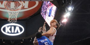 Τα 10 καλύτερα καρφώματα από τους αγώνες του ΝΒΑ το 2012 [βίντεο]