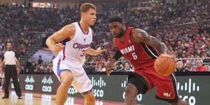 Το εντυπωσιακό κάρφωμα του ΛεΜπρόν Τζέιμς κόντρα στους Κλίπερς [βίντεο]