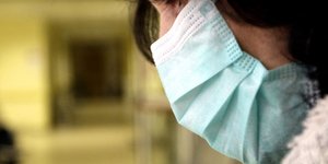 Μαθητές πηγαίνουν με γρίπη στο σχολείο (Φωτο αρχείου: Eurokinissi)