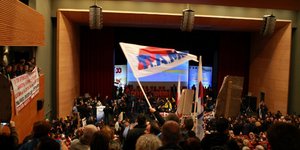 Ματαιώθηκε τελικά το συνέδριο της ΓΣΕΕ/ Φωτογραφία: EUROKINISSI/ ΓΡΑΦΕΙΟ ΤΥΠΟΥ ΠΑΜΕ