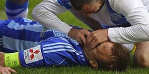 Ποδοσφαιριστής έσωσε τη ζωή αντιπάλου του στο γήπεδο -Αντέδρασε γρήγορα και πρόλ