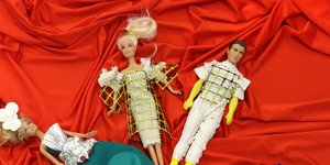 Τα γεωμετρικά κοστούμια της Ιωάννας Τσάμη