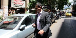 Ο Χάρης Θεοχάρης επιστρέφει (Τατιάννα Μπόλαρη/Eurokinissi)