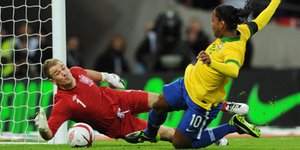 Διπλό «όχι»του Χαρτ στον Ροναλντίνιο [βίντεο]