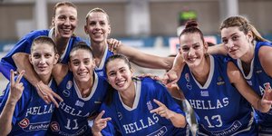 Πανηγύρια για τα κορίτσια της Εθνικής ομάδας /Φωτογραφία: EOK
