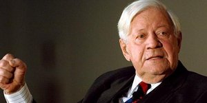 Χέλμουτ Σμιτ: Κάναμε λάθος να δεχθούμε την Ελλάδα