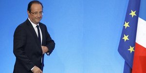 Βέτο Ολάντ στην υποψηφιότητα Σόιμπλε για την προεδρία του Eurogroup