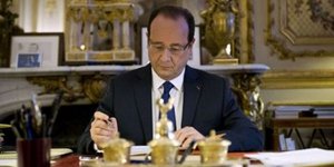 Ολάντ σε Αναστασιάδη: Είσαι μόνος σου στο «όχι»