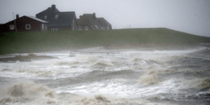 Η καταιγίδα Ξάβερ σαρώνει τη Σκωτία: Η χειρότερη στην Ευρώπη τις τελευταίες δεκα