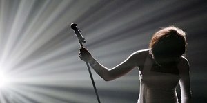 Πληθαίνουν οι καταγγελίες περί δολοφονίας της Γουίτνεϊ Χιούστον