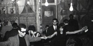 Αδημοσίευτες φωτογραφίες από Χριστουγεννιάτικη γιορτή