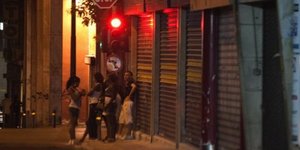Πανικός στην Αθήνα – 12 ιερόδουλες θετικές στον ιό του AIDS