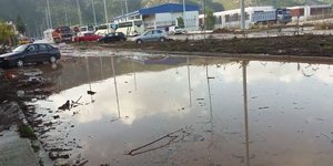 Οι δρόμοι μετατράπηκαν σε λίμνες