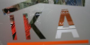 Οκτώ μήνες φυλακή γιατί έπαιρνε παράνομα τη σύνταξη της μητέρας της