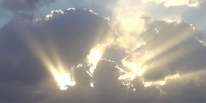 Με συννεφιά και βροχές από το απόγευμα η Μεγάλη Παρασκεύή