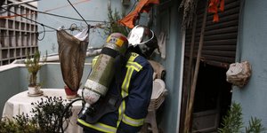 Φωτιά σε διαμέρισμα στην Ηλιούπολη/ Φωτογραφία: ΣΤΕΛΙΟΣ ΜΙΣΙΝΑΣ/Eurokinissi