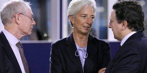 ΔΝΤ και Κομισιόν άρχισαν να... διασταυρώνουν τα ξίφη τους για το ελληνικό Χρέος