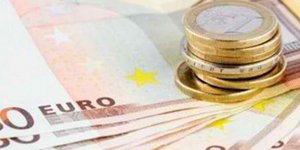 Αρνητικός ο πληθωρισμός για ενδέκατο συνεχή μήνα 