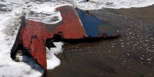 Βυθίστηκε πλοίο στην Ινδονησία με 20 επιβάτες και πενταμελές πλήρωμα -Αγνοούνται