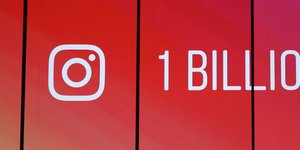 Το Instagram βάζει στο στόχαστρο τα ψεύτικα like/ Φωτογραφία: AP- Jeff Chiu