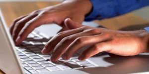 Οι Αμερικανοί προτιμούν να σερφάρουν στο διαδίκτυο από το να κάνουν σεξ