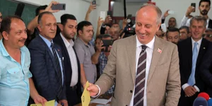 Ο Μουζαρέμ Ιντζέ