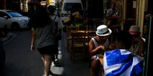 Στιγμιότυπο σε εμπορικό δρόμο στο κέντρο της Αθήνας/Φωτογραφία: Eurokinissi
