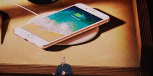 Φωτογραφία από την παρουσίαση των νέων iPhone/ ΑP