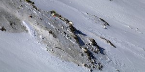 Βρέθηκαν τα συντρίμμια του μοιραίου αεροσκάφους (Φωτογραφία: AP/ Mohammad Khademosheikh)