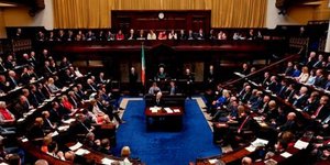 (Το Ιρλανδικό Κοινοβούλιο)