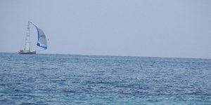 Σήμα κινδύνου εξέπεμψε ιστιοπλοϊκό με 3 επιβαίνοντες