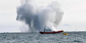 Ιταλία: Συνετρίβη στρατιωτικό αεροσκάφος κατά τη διάρκεια επίδειξης -Αγνοούνται 2 πιλότοι/ Φωτογραφία: twitter