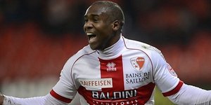 Εξαιρετικό γκολ επιθετικού με ανάποδο ψαλιδάκι [βίντεο]