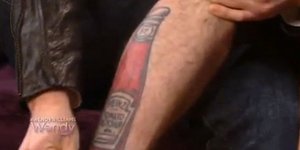 Διάσημος ηθοποιός λατρεύει τόσο πολύ την κέτσαπ που την έκανε τατουάζ [βίντεο]