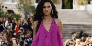 Mοντέλο στο show Jacquemus/Φωτογραφία Instagram @thewoolmarkcompany