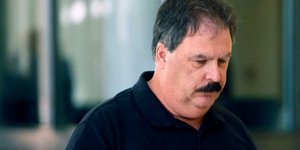 Ληστής της... δεκάρας έκλεψε 210.000 δολάρια από... παρκόμετρα [εικόνα]