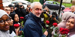 Ο Τζέρεμι Κόρμπιν δέχθηκε επίθεση με αυγό στις 3 Μαρτίου (Φωτο: Victoria Jones/PA via AP)