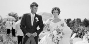 Η άλλη πλευρά των ηγετών του πλανήτη -Με γαμπριάτικο ή νυφικό