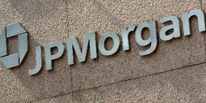 JP Morgan: Έξοδος της Ελλάδας από το ευρώ θα ηταν καταστροφική